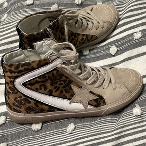 ShuShop hi tops size 9